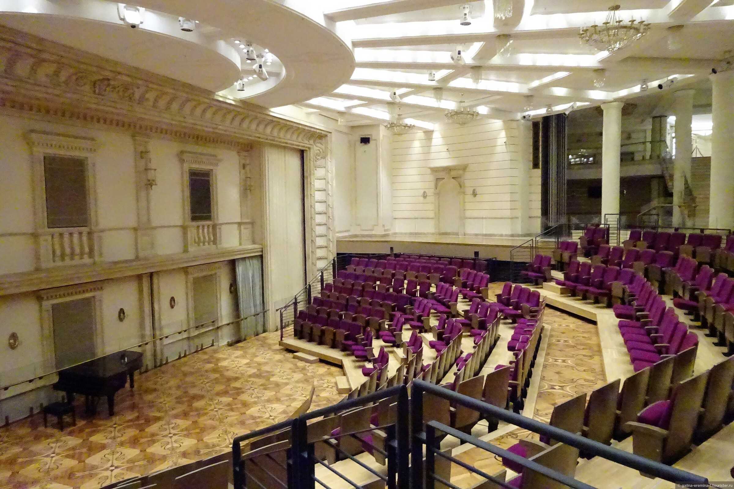 Бетховенский зал большого театра
