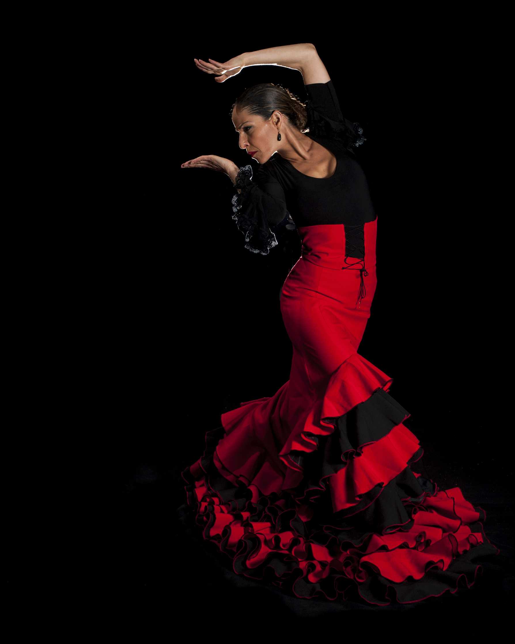 Танцовщица фламенко испанка