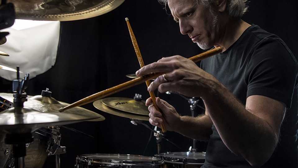 Минусовки для ударных - Dave Weckl Здесь вы найдете огромное количество минусовок для ударных с нотами и табами