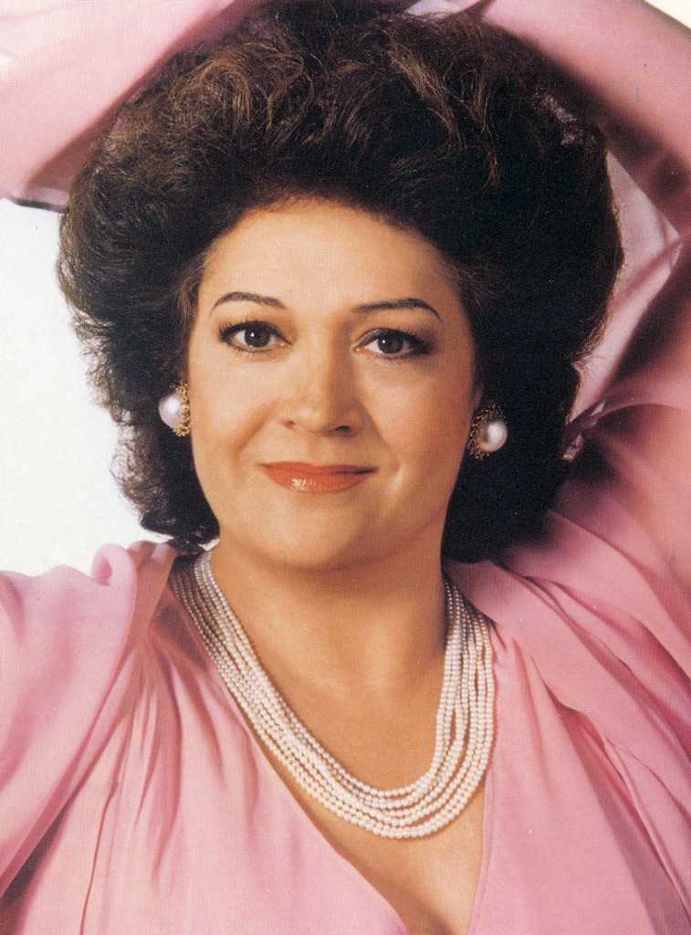 Fiorenza cossotto answers the gramilano questionnaire… singers’ edition